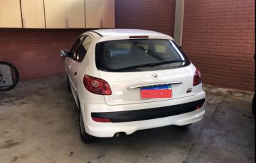 Peugeot 207 Hatch XR 1.4 8V (flex) 4p - Foto #3