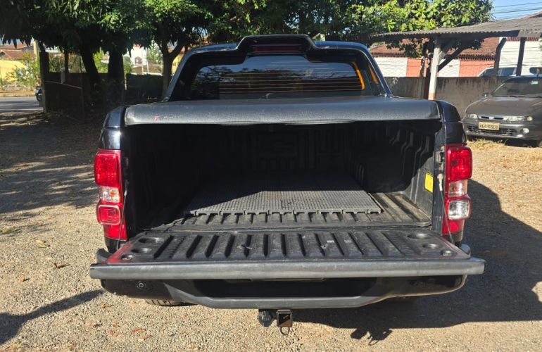 Chevrolet S10 2.8 CTDI Midnight 4WD (Aut) (Cabine Dupla) - Foto #6