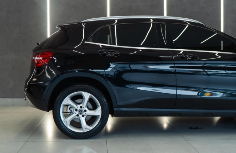 Mercedes-Benz GLA 200 Advance 1.6 Flex DCT FF - Foto #7
