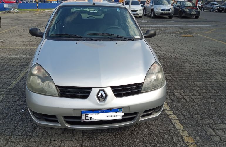 Renault Clio Hatch. Campus 1.0 16V (flex) 4p - Foto #3