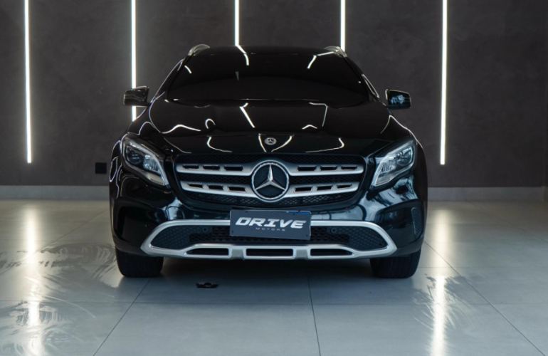 Mercedes-Benz GLA 200 Advance 1.6 Flex DCT FF - Foto #10