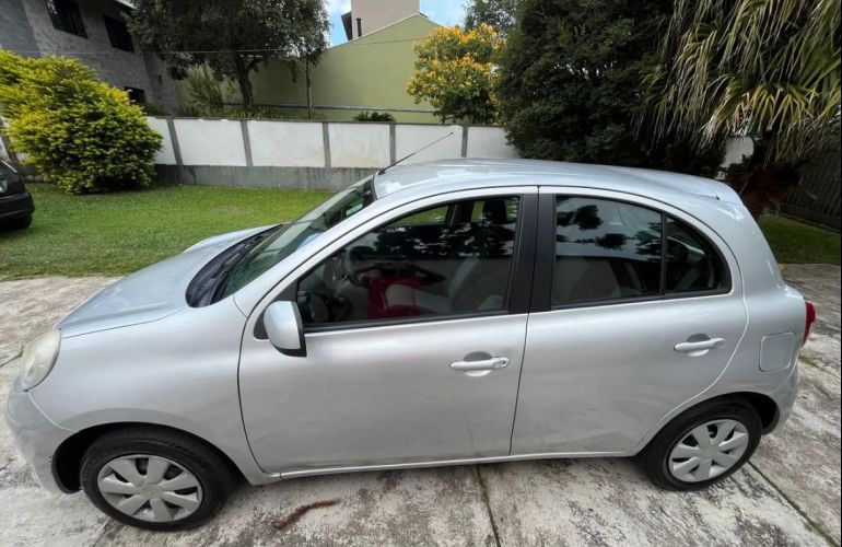 Nissan March 1.0 16V S (Flex) - Foto #4