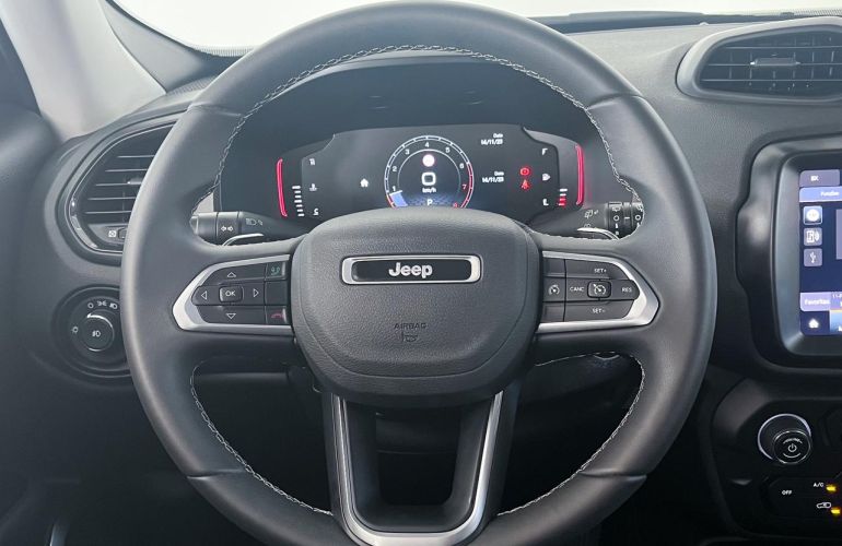 Jeep Renegade 1.3 T270 Longitude (Aut) - Foto #4