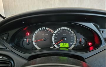 Ford Focus Sedan Ghia 2.0 16V Duratec (Aut) - Foto #7