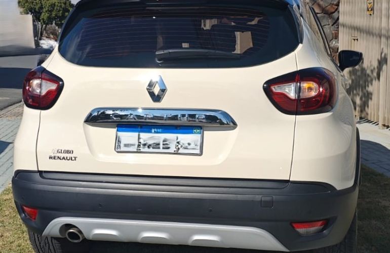 Renault Captur 1.6 Intense CVT - Foto #4