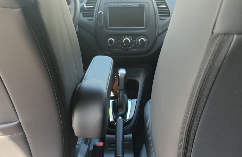 Renault Captur 1.6 Intense CVT - Foto #9