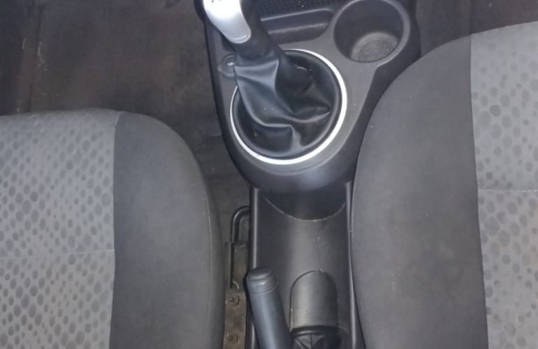 Ford Fiesta Hatch SE Plus 1.0 RoCam (Flex) - Foto #6