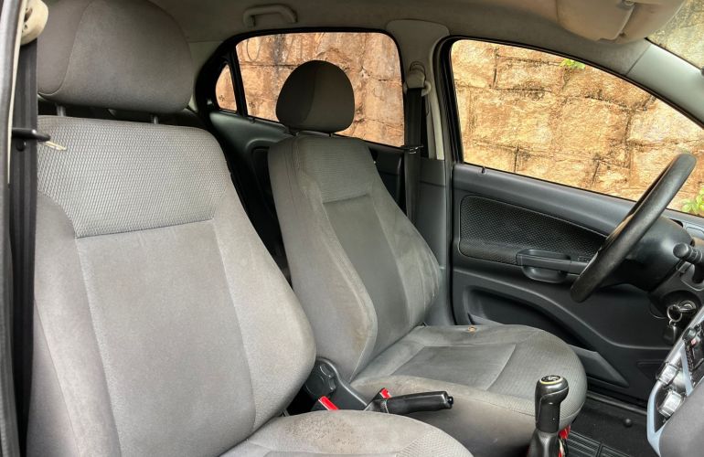 Volkswagen Gol Trend 1.0 (G5) (Flex) - Foto #9