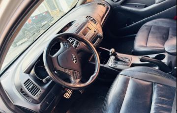Kia Cerato SX 1.6 16V E.294 (Aut) - Foto #2