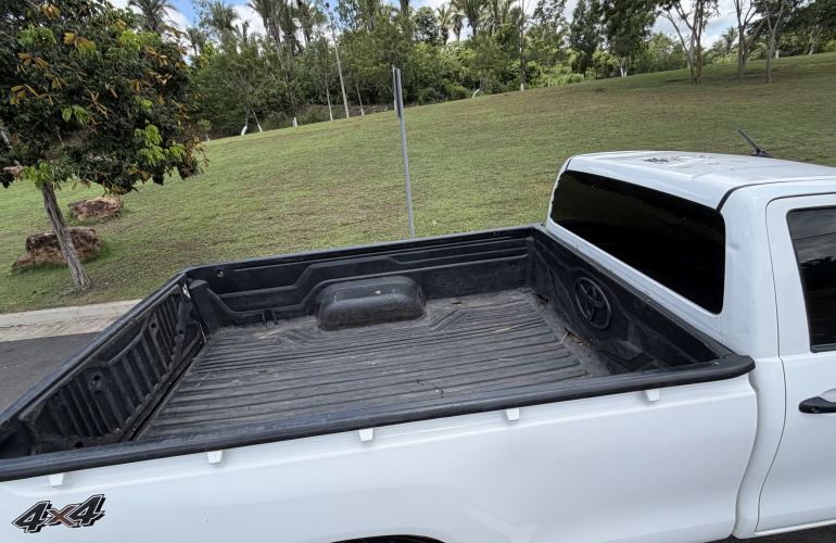 Toyota Hilux 2.8 TDI CS 4x4 - Foto #7