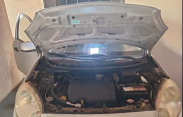 Nissan March 1.0 16V S (Flex) - Foto #6