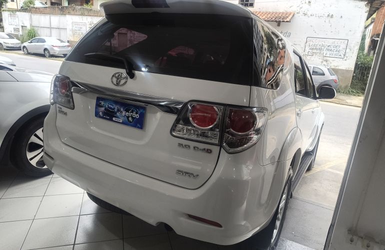 Toyota Hilux SW4 3.0 TDI 4x4 SRV 7L - Foto #7