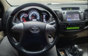 Toyota Hilux SW4 3.0 TDI 4x4 SRV 7L - Foto #8