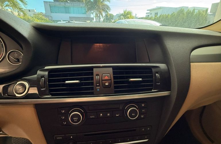 BMW X3 2.0 xDrive20i - Foto #3
