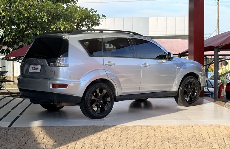 Mitsubishi Outlander 2.0 16V CVT - Foto #4
