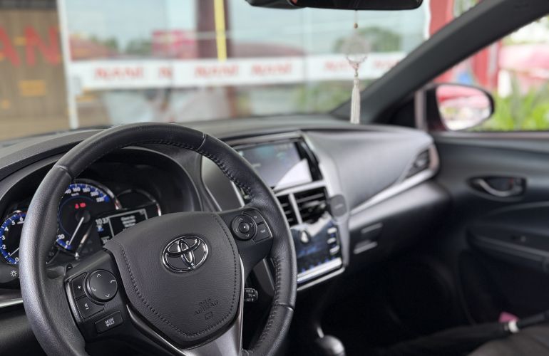 Toyota Yaris 1.5 XS CVT - Foto #3