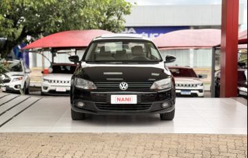 Volkswagen Jetta 2.0 Comfortline (Flex) - Foto #2