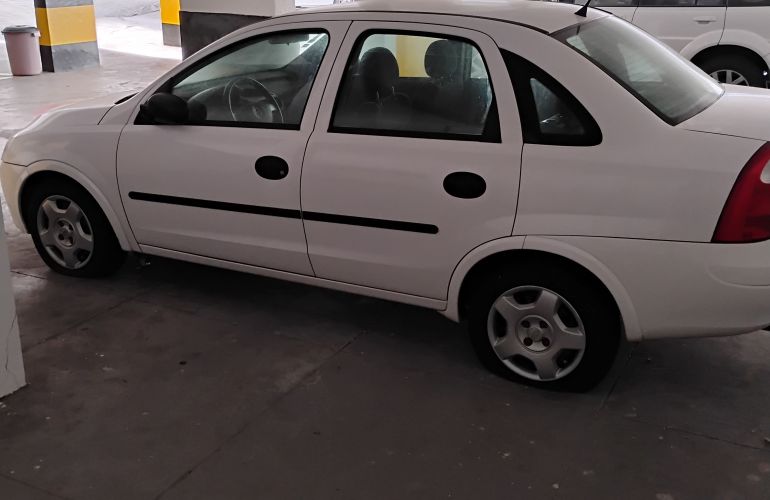Chevrolet Corsa Sedan 1.8 8V - Foto #2