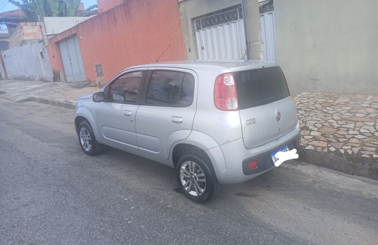 Fiat Uno Vivace 1.0 8V (Flex) 4p - Foto #4