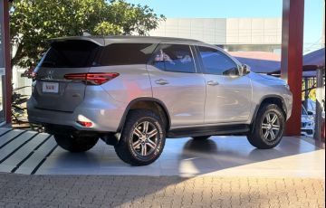Toyota SW4 2.7 SR 7L 4x2 (Aut) (Flex) - Foto #4