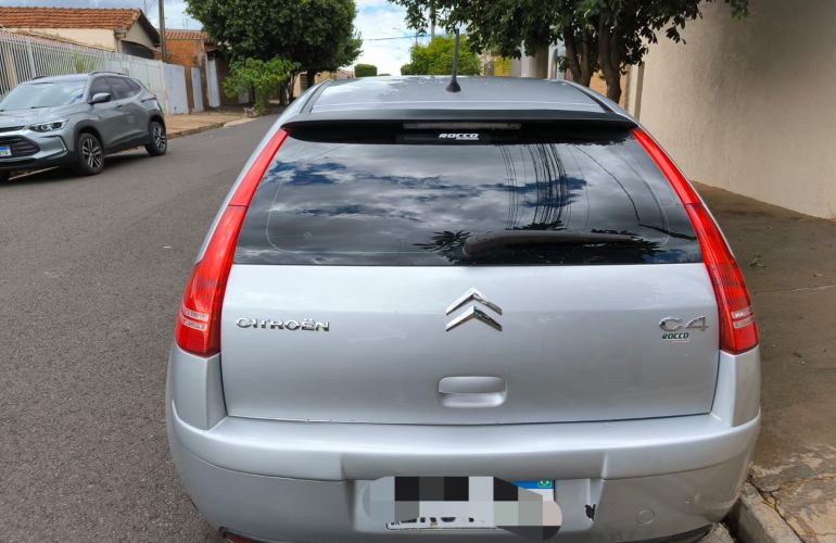 Citroën C4 GLX 1.6 (flex) - Foto #2