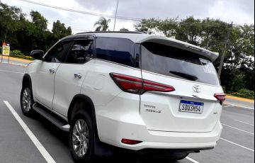 Toyota SW4 2.8 TDI SRX 7L 4WD - Foto #4