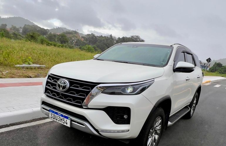 Toyota SW4 2.8 TDI SRX 7L 4WD - Foto #5