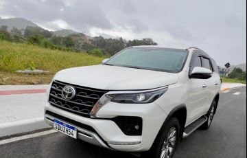 Toyota SW4 2.8 TDI SRX 7L 4WD - Foto #5