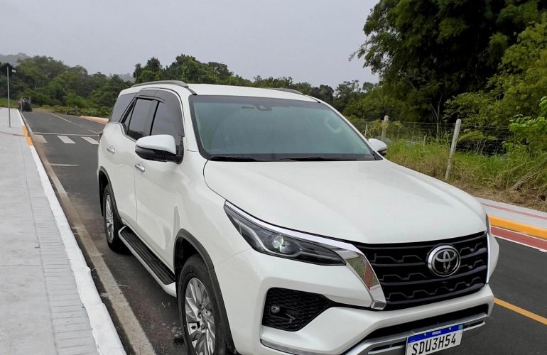 Toyota SW4 2.8 TDI SRX 7L 4WD - Foto #6