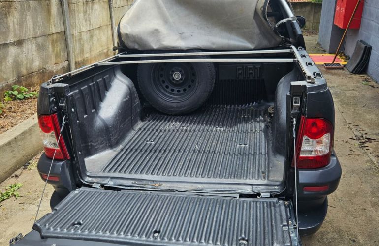 Fiat Strada Adventure Locker 1.8 16V (Cabine Estendida) - Foto #5