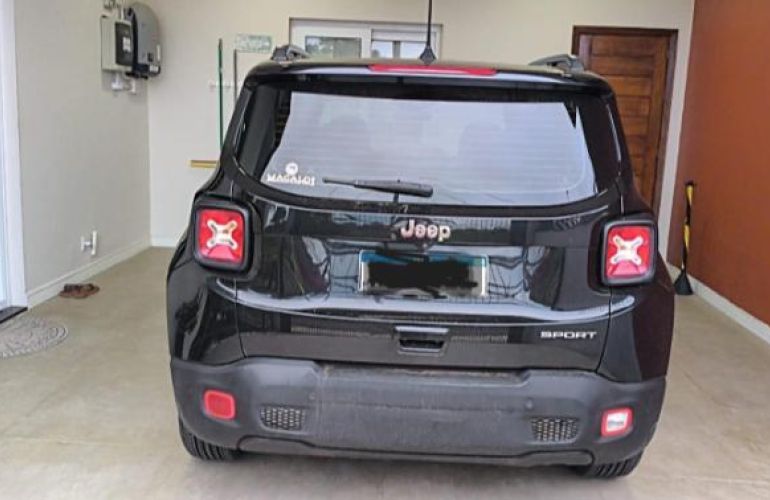 Jeep Renegade 1.8 (Aut) - Foto #2