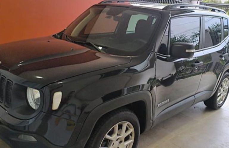 Jeep Renegade 1.8 (Aut) - Foto #4
