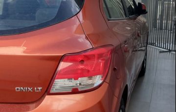 Chevrolet Onix 1.0 LT SPE/4 - Foto #6