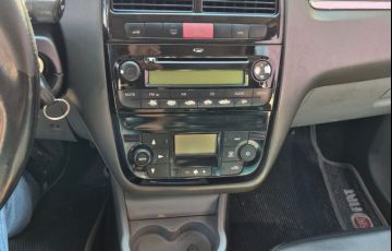 Fiat Linea 1.9 16V (Flex) - Foto #2