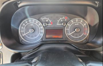 Fiat Linea 1.9 16V (Flex) - Foto #4