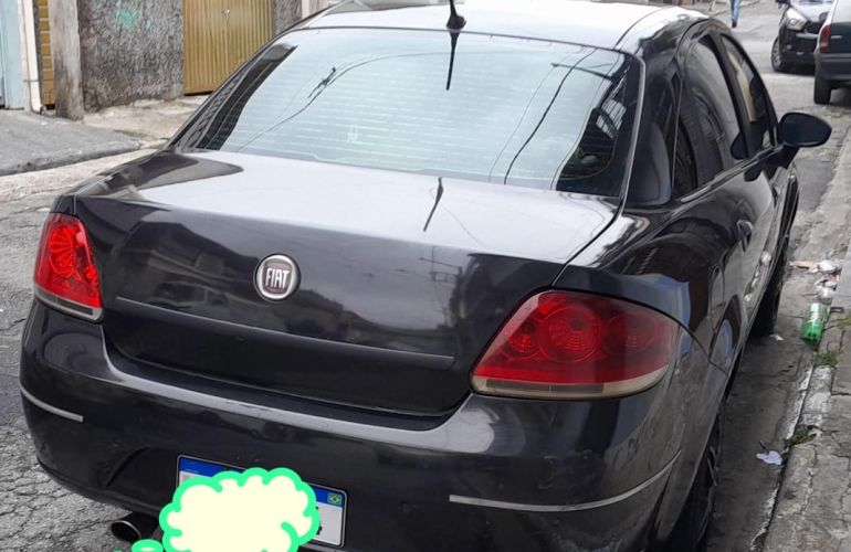 Fiat Linea 1.9 16V (Flex) - Foto #5