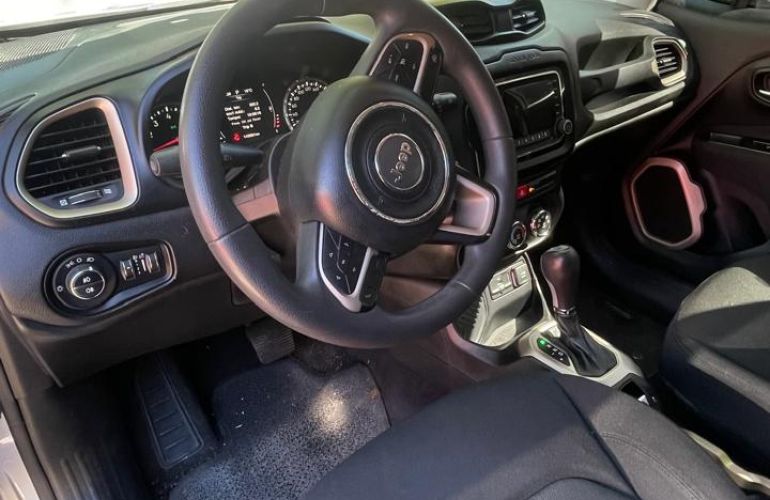 Jeep Renegade 1.8 (Aut) (Flex) - Foto #3