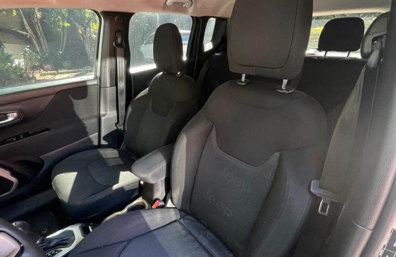 Jeep Renegade 1.8 (Aut) (Flex) - Foto #5