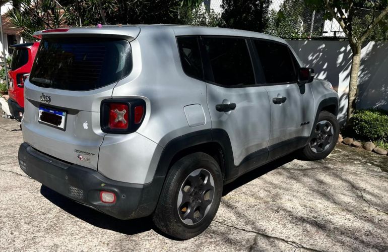 Jeep Renegade 1.8 (Aut) (Flex) - Foto #6