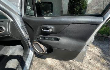 Jeep Renegade 1.8 (Aut) (Flex) - Foto #9