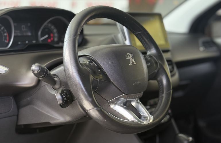 Peugeot 2008 Griffe 1.6 16V (Aut) (Flex) - Foto #3
