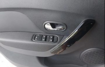 Renault Sandero 1.0 GT Line - Foto #2