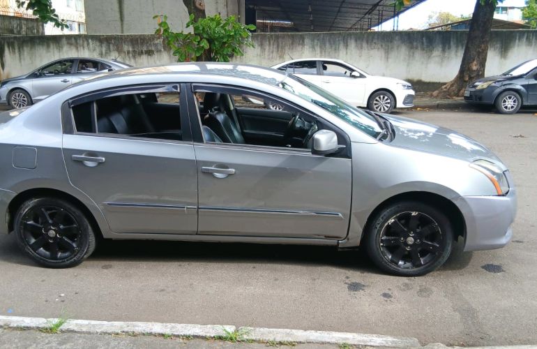 Nissan Sentra 2.0 16V (flex) - Foto #9