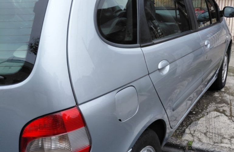 Renault Scénic Privilège 1.6 16V (flex) - Foto #2