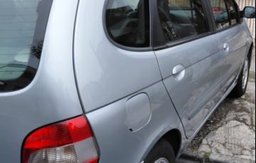 Renault Scénic Privilège 1.6 16V (flex) - Foto #2