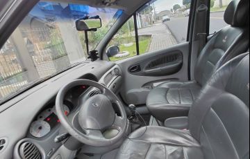 Renault Scénic Privilège 1.6 16V (flex) - Foto #4