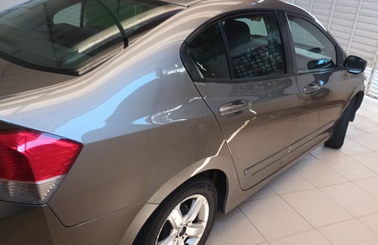 Honda City LX 1.5 16V (flex) (aut.) - Foto #3