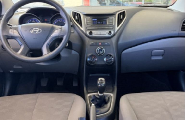 Hyundai HB20S 1.6 Comfort Style - Foto #5