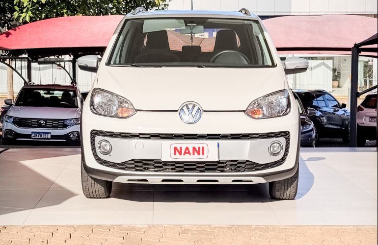 Volkswagen Up! 1.0 12v E-Flex cross up! - Foto #2
