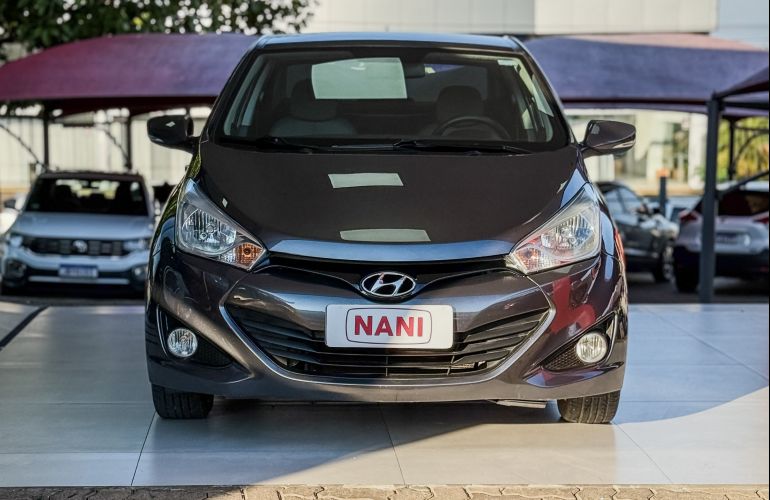 Hyundai HB20S 1.6 Premium - Foto #2